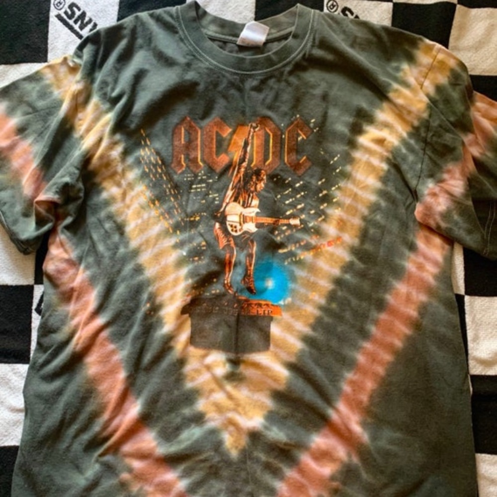 2001 AC/DC tour shirt tie dye
